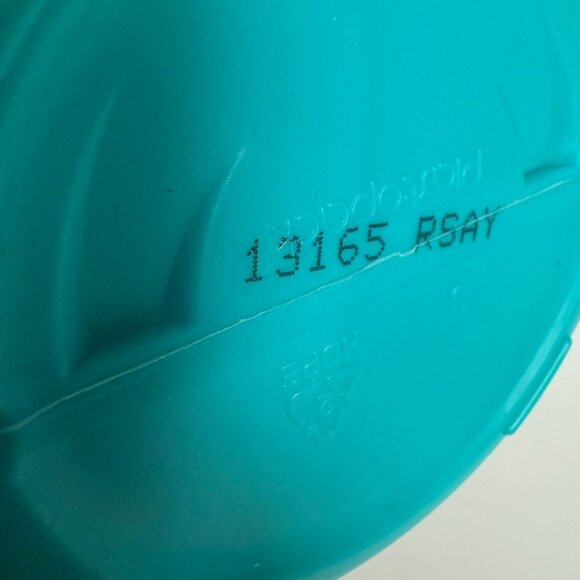 NWT: Moroccanoil Color Care Shampoo (1 L) - Picture 2 of 15
